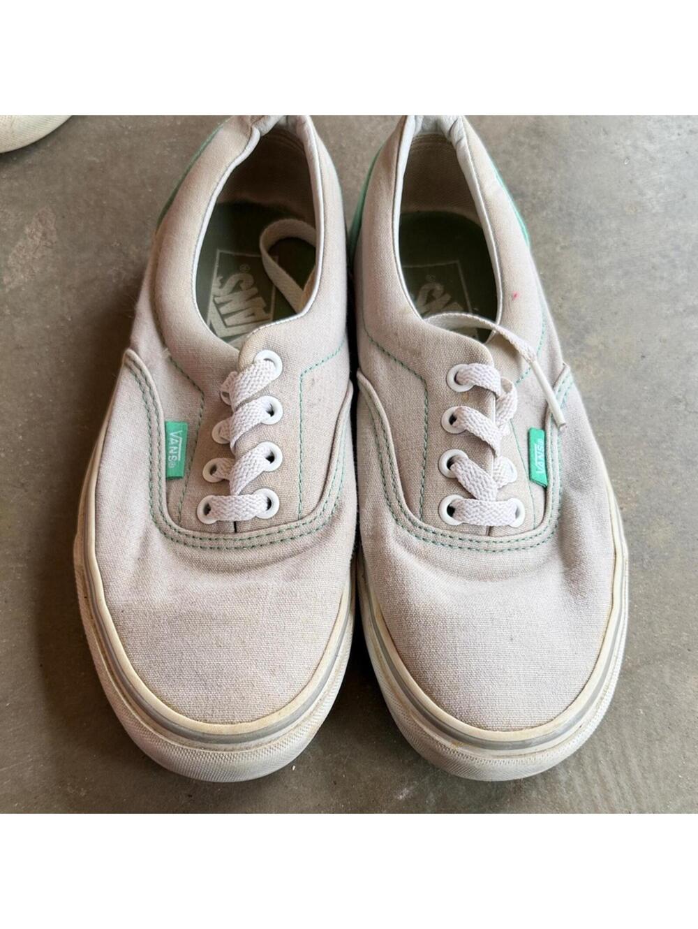 Vans Women's Sneakers - Cream with Green Accents